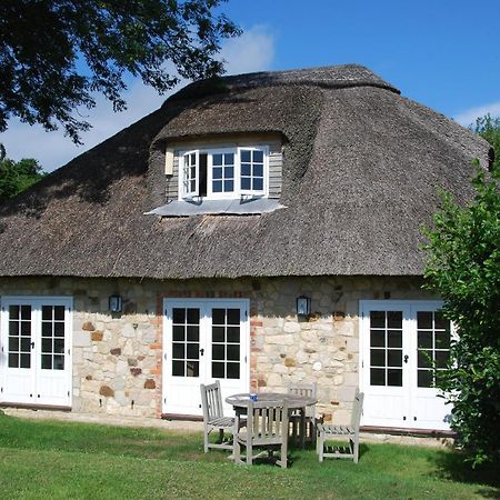 The Lodge: Adorable, Romantic Thatched Cottage เฟรชวอเตอร์ ภายนอก รูปภาพ