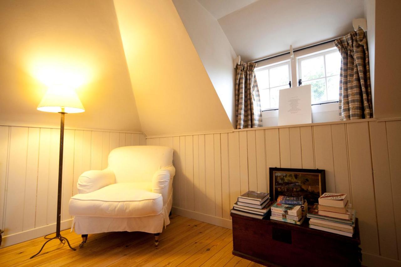 The Lodge: Adorable, Romantic Thatched Cottage เฟรชวอเตอร์ ภายนอก รูปภาพ